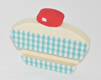 Handmade Cupcake Phone & Tablet Stand – Tech Gift, Kitchen Decor