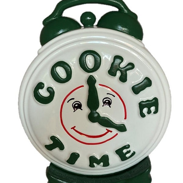 Fait main avec amour par Fatima. Horloge murale décorative en forme de biscuit. Pièce solide. Excellent cadeau pour les amis fans. 100 % fait main et peint à la main