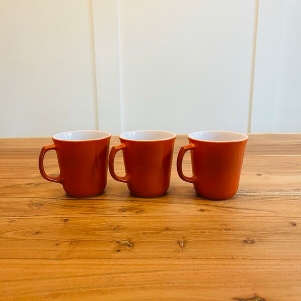 Lot de 3 tasses orange brûlé en Pyrex vintage | Mugs en verre de lait | Cuisine rétro