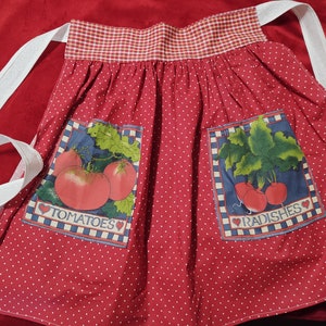 Summery fun apron for kitchen or garden
