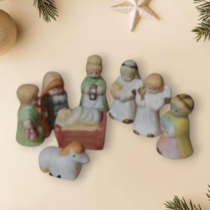 Vintage Tiny Miniature Porcelain Nativity Scene