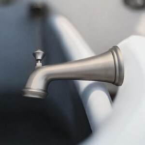 Vintage Delta Easy On Tub Spout with Diverter Champagne Brass NOS immagine 2