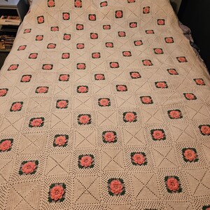 Antique Crocheted Bedspread - Etsy