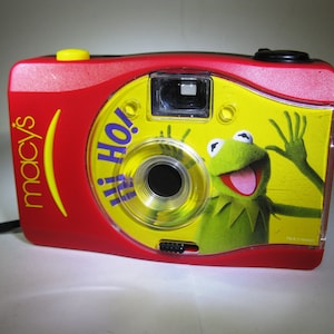 Vintage Rare Kermit the Frog Macy&#39;s 35 mm Film Camera Henson Studios