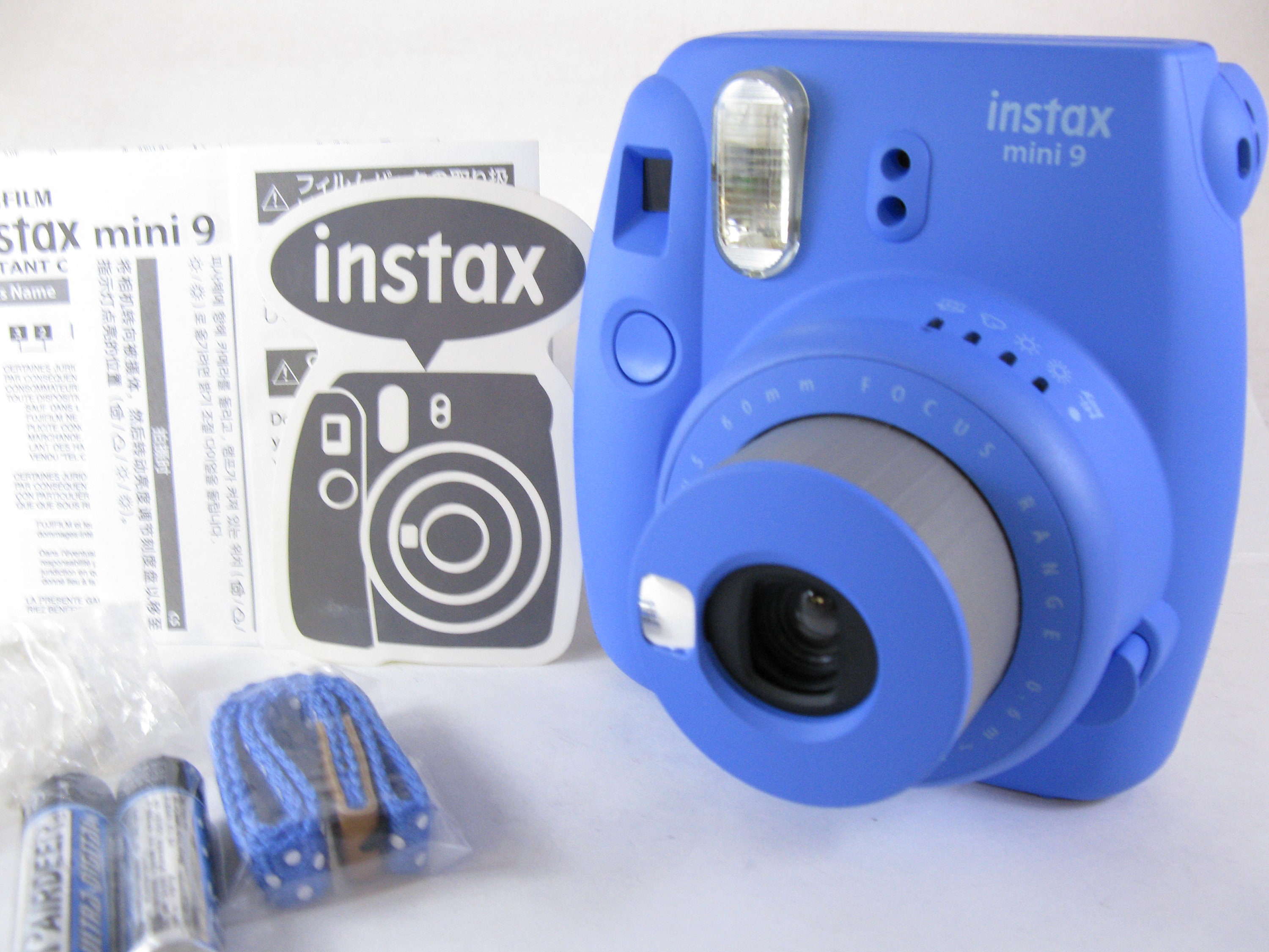 Cámara Fujifilm Mini9 Instax Cobalt Blue + Pack de 10 Películas + Estuche  Transparente