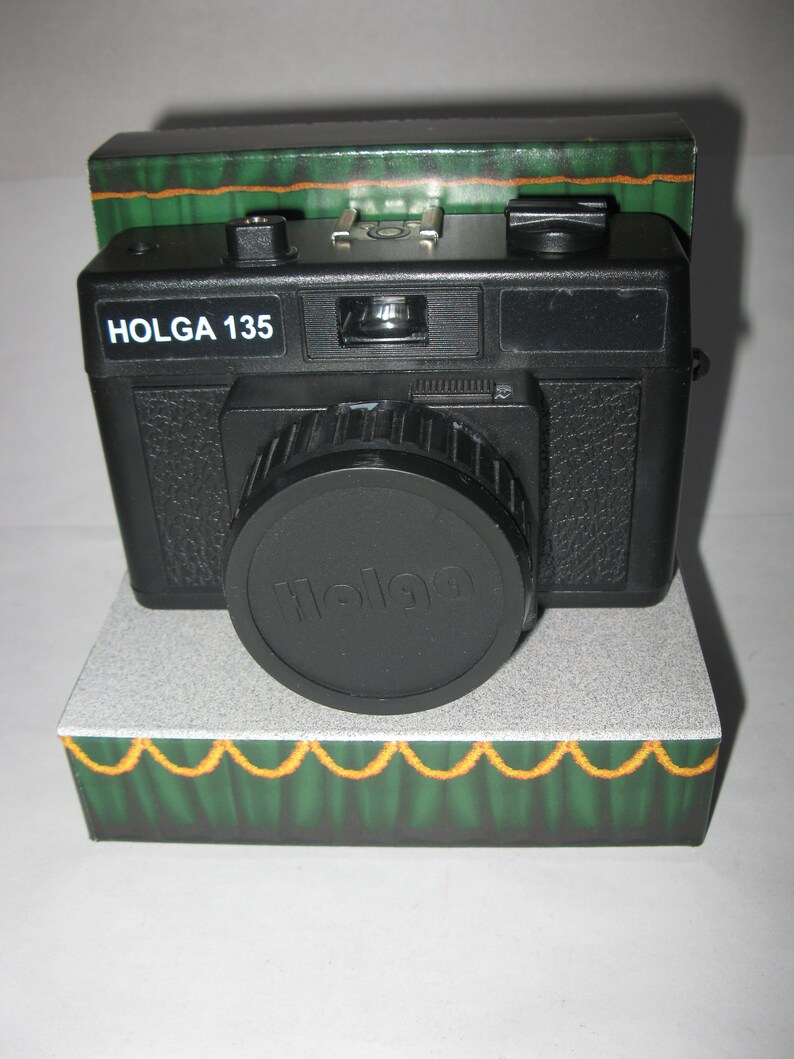 Vintage Superheadz Package Holga 35mm Film Camera Black Color Holga 135 image 10