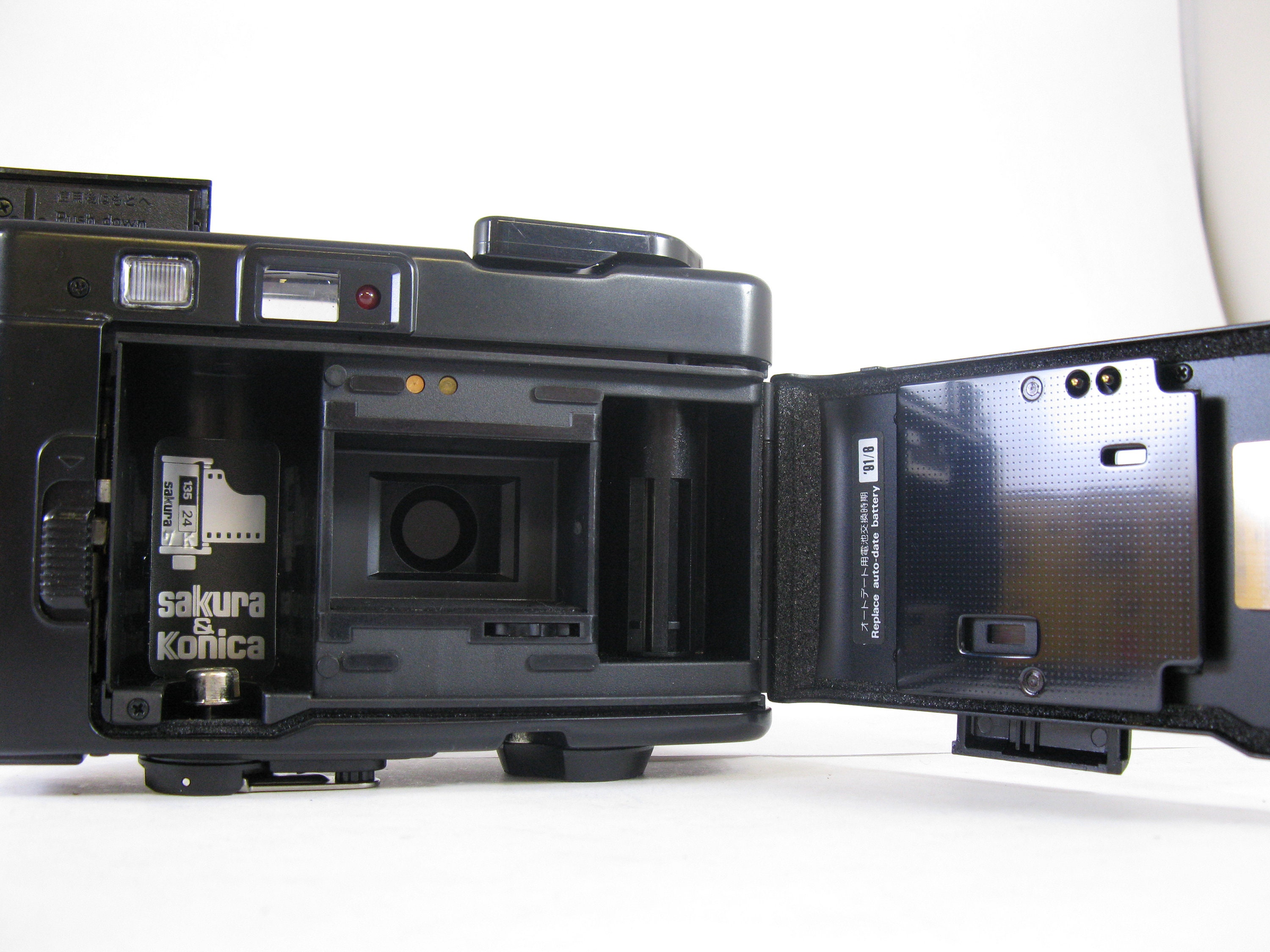 A65★良品★Konica フィルムカメラ EFJ AUTO DATE Konica EFJ Black Auto Date Point & Shoot Film Camera FROM