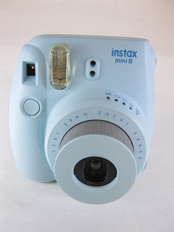 Cámara Instantánea FUJIFILM INSTAX MINI 8 Color Azul Celeste