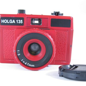 Vintage Holga Red Color Camera 35mm Film Holga 135 image 3