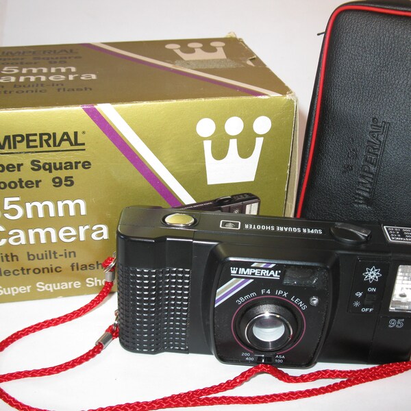 80s Vintage Imperial Super Square Shooter  35mm Point and Shoot Film Camera Box Case Strap