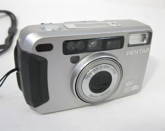 Rare Pentax Iqzoom (ESPIO) 120 MI 35mm Point & Shoot Camera