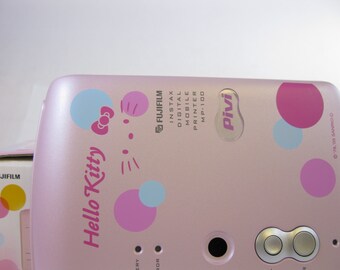FUJIFILM  Hello Kitty Pivi MP-100 富士フィルム Hello Kitty Fuji PIVI Instax Digital Mobile Printer MP-100