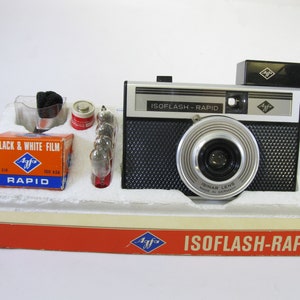 Vintage Camera Agfa ISOFLASH-RAPID C Camera 35mm Film Made In Germany with Manual IOB
