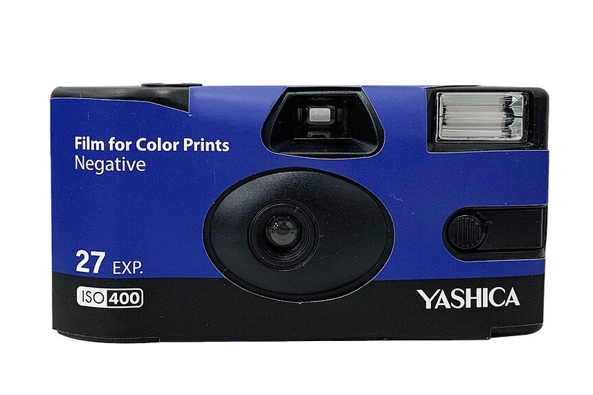 Yashica 400 Single Use Film Camera: 35mm, 27 Exposures, Built-In