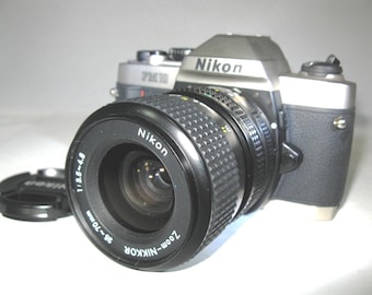 ヴィンテージ Nikomat FT2 35 mm 一眼レフフィルムカメラ Nikkor HC 28