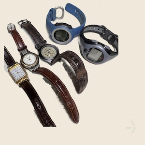 Vintage Watch Lot Assemblage Altered Art Steampunk Jewelry Supply image 3