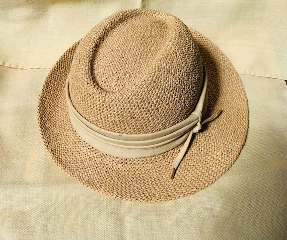 1970s Ladies Light Tan Beige Panama Straw Fedora … - image 1