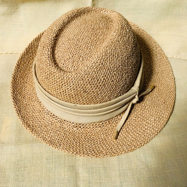 1970s Ladies Light Tan Beige Panama Straw Fedora Hat with Band 7 Medium