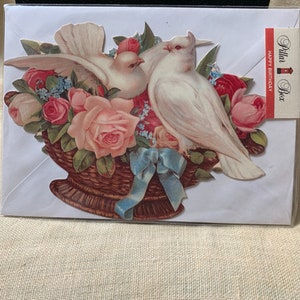 Pillar Box Weiße Tauben und Rosen Gestanzte Geburtstagskarten und Umschläge - 5er Pack - NEU
