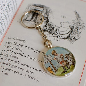 Winnie the Pooh Keyring C Robin Sign (3.2cm)