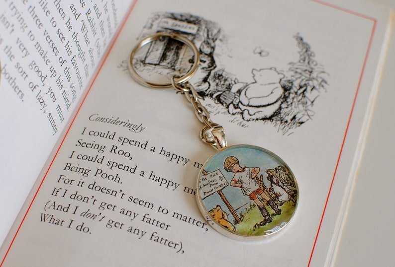 Winnie the Pooh Keyring C Robin Sign (3.2cm)