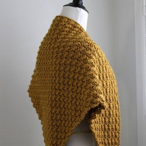 Crochet shawl pattern, Crochet triangle shawl, Cozy Lane Shawl Pattern, Textured crochet shawl Pattern, Crochet shawl, PDF instant download