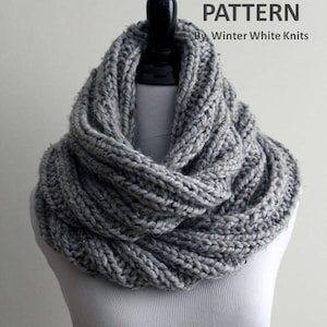 Beginner knitting Pattern, Hand-knit scarf pattern, knit scarf pattern, Scarf Knitting Pattern, Chunky knit infinity scarf, PDF Download image 1