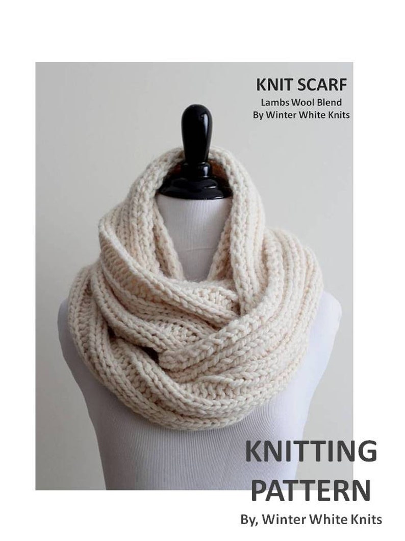 Beginner knitting Pattern, Hand-knit scarf pattern, knit scarf pattern, Scarf Knitting Pattern, Chunky knit infinity scarf, PDF Download image 2