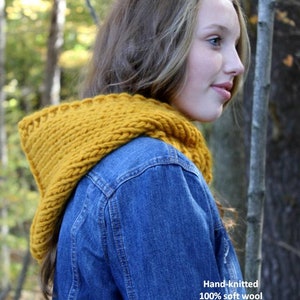 Wool knit hood, knit hood, winter hood, mustard knit hood, Winter hat, Chunky knit hood cowl, cowl with hood, handknit hood, Soft & cozy