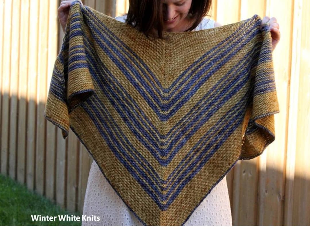 Triangle Shawl Pattern, Knit Shawl Pattern, Knit Triangle Scarf, Shawl ...
