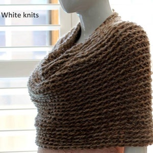 Cozy caplet sweater, Poncho sweater, chunky knit capelet, knit poncho, winter cape, capelet sweater, knit shoulder wrap, winter scarf