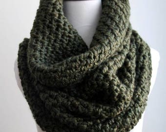 Chunky knit cowl, Over-sized cowl, Hand-knit cowl, Knit tube scarf, Winter infinity scarf, knit snood, chunky tube scarf, COZY CABIN COWL