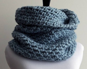 Winter cowl, knit cowl, knitted scarf, Infinity scarf, Tube scarf, Knit snood, knit neck-warmer, handmade winter cowl, winter neck-warmer