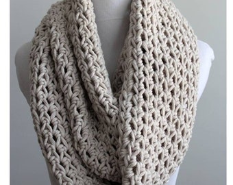 Infinity scarf, acrylic no wool scarf, chunky knit scarf, cozy soft winter scarf, chunky knit scarves, hand knit scarf, knit cowl scarf