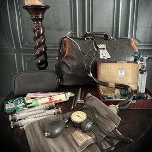 Vintage Doctor Medical Bag W Medical Tools 1950 s Etsy