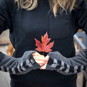 Fingerless Gloves, Arm Warmer, Hand Warmers, Texting Gloves, Sleeves, Gauntlet, Convertible Commuter Gloves, Fleece Gloves, Handmade Gloves