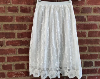 Retro Style Elegant Lace Skirt with Crochet Lace Hem White Color
