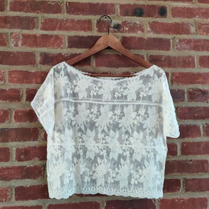 Crochet Lace Blouse Top with vintage roses pattern One Size Rice White Color