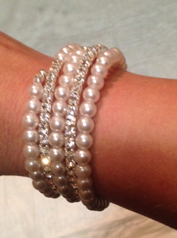 Classy elegance, multi-layered cultured pearl and… - image 3