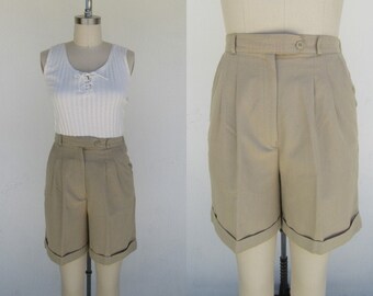 khaki shorts high waisted