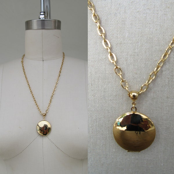 80s 90s  Plain Gold Tone Round Locket  | Circle Locket | Gold Tone Chain Necklace | 24" Chain Necklace