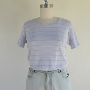 90er Jahre Pastell gestreiftes T-Shirt | Kurzarm Micro gerippte Strickoberteil | Minimalistische Baumwollmischung Gewichty T Top Shirt | L