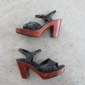 Bare traps shop sandals red