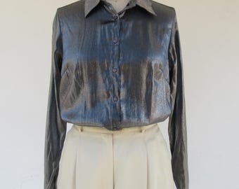 90er Jahre Grau Schwarz Flüssigkeit Silberfolie Knopfleiste Bluse | Irisierendes Silber Button Down Langarm Top Shirt | M