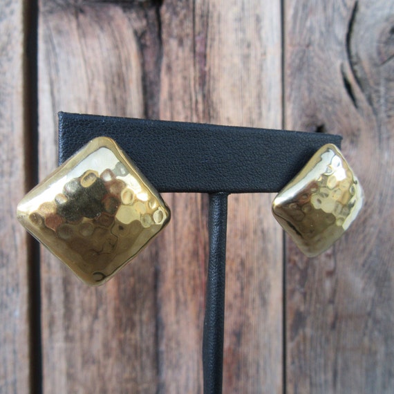 90s Pounded Gold Tone Earrings | Hammered Square Stud Earrings | Modernist Statement Earrings