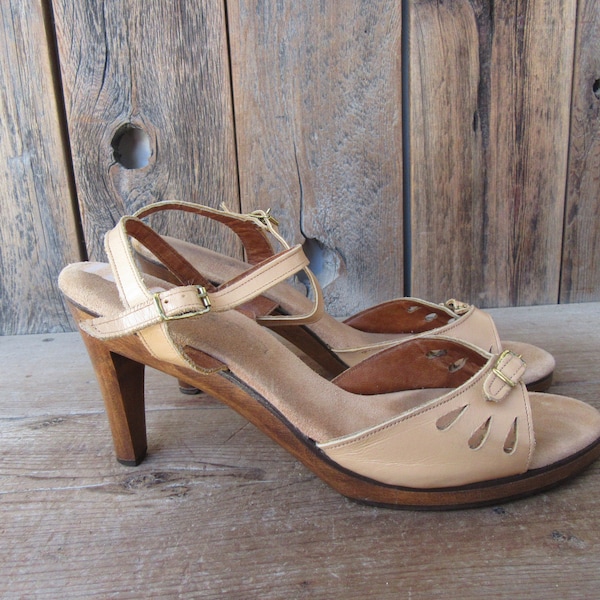 70s Wood Heel Leather Platform Sandals | Hippie Boho 1970s Leather Open Toe Sandals | Strappy Wood Heel Teardrop Cutout Sandals | 10