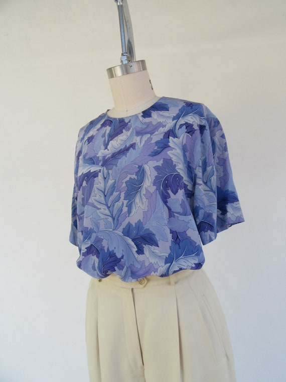 90s Keyhole Back Silk Blouse | Short Sleeve Fan L… - image 7