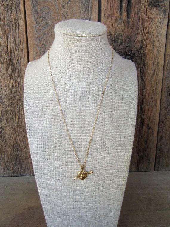 80s 90s Dainty Gold Chain Heart and Arrow  Neckla… - image 2