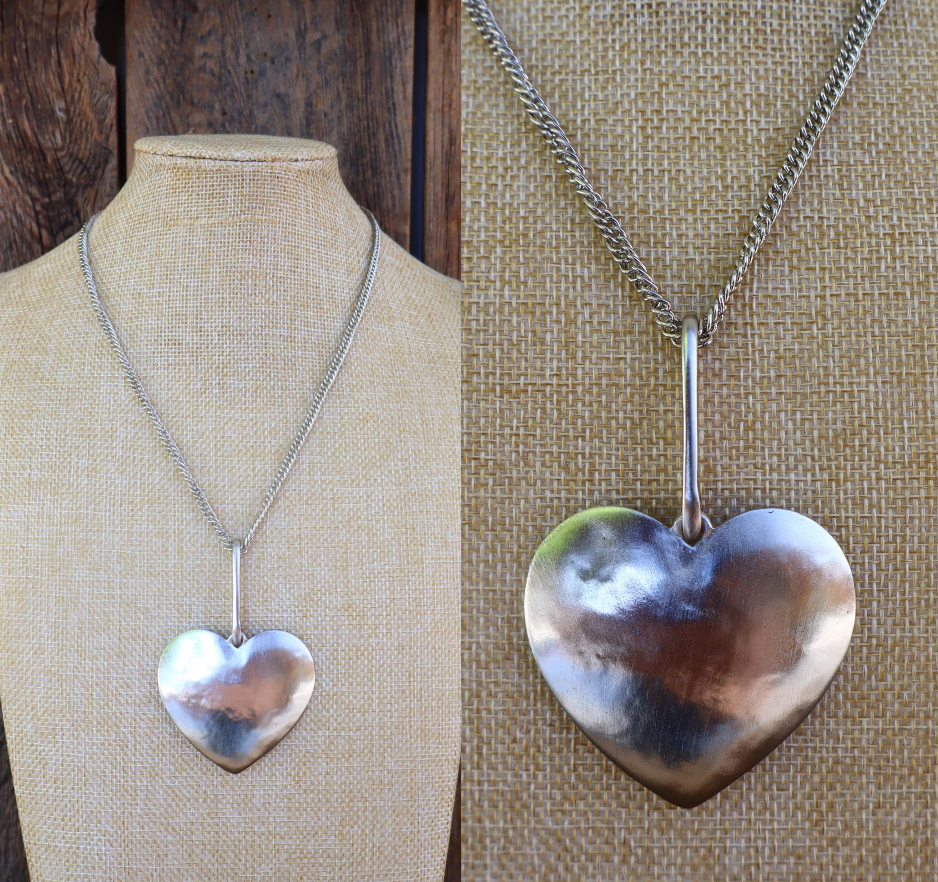 ■VINTAGE HOLLYWOOD■ Heart Long Chain Necklace VH2313NE009B Vintage Chanel 24K Gold Plated Long CC Heart Pendant Necklace