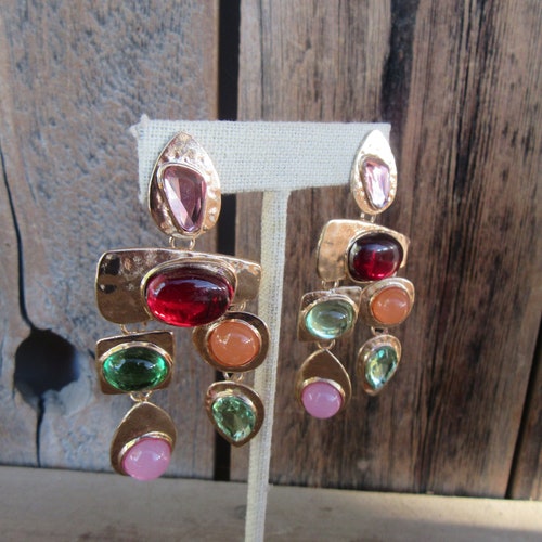 90s Cabochon Gold Tone Dangle Earrings | Glam Pounded Hammered Metal and Cabochon Modernist Cocktail Earrings
